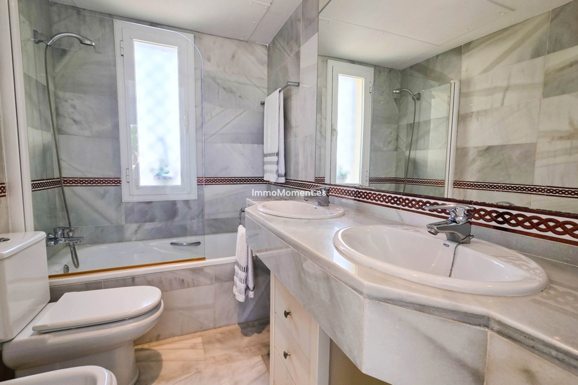 Resale - Apartment - Casares - Casares Centro