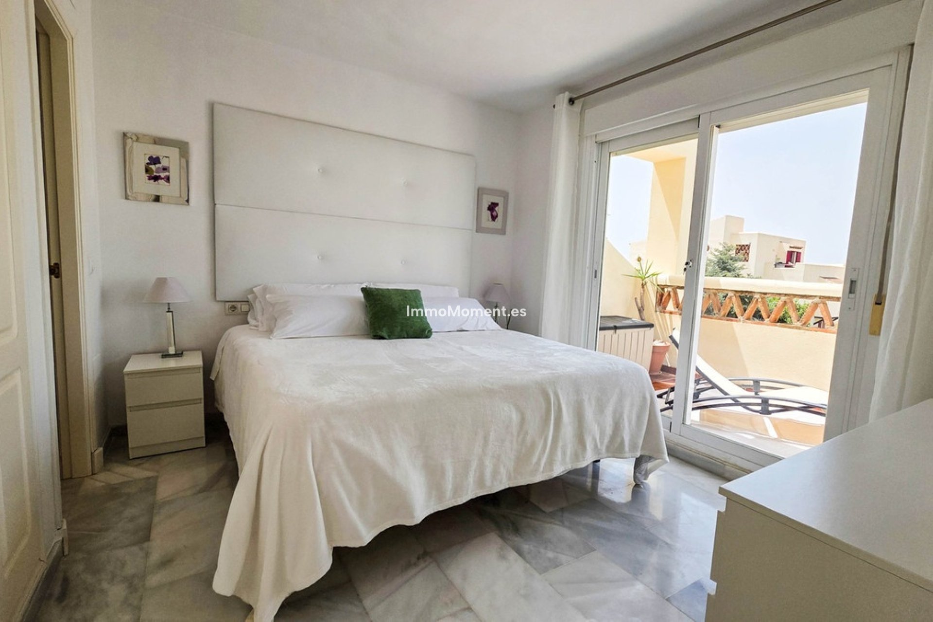 Resale - Apartment - Casares - Casares Centro