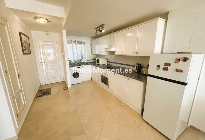 Resale - Apartment - Casares - Casares Playa