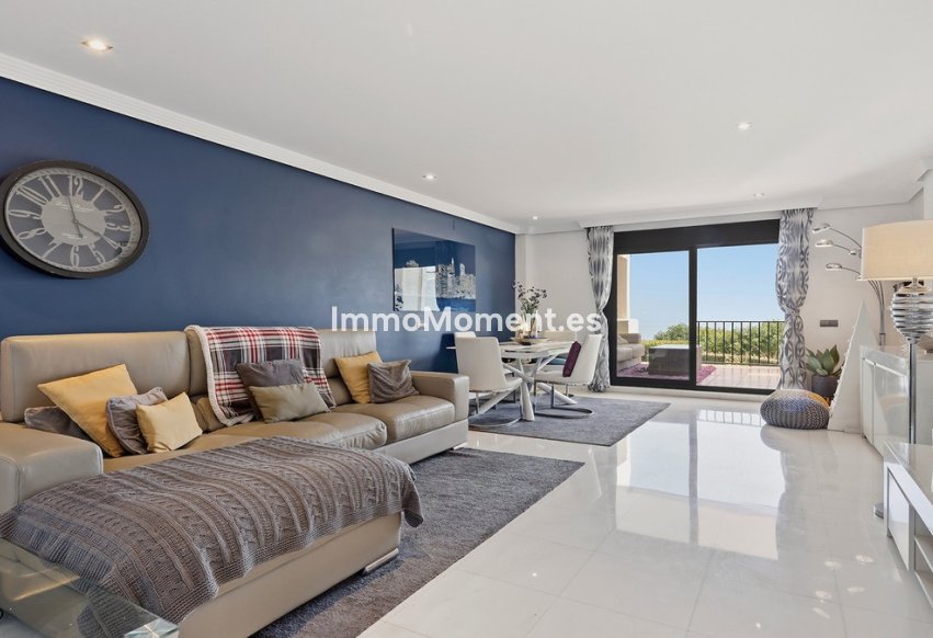 Resale - Apartment - Casares - Doña Julia