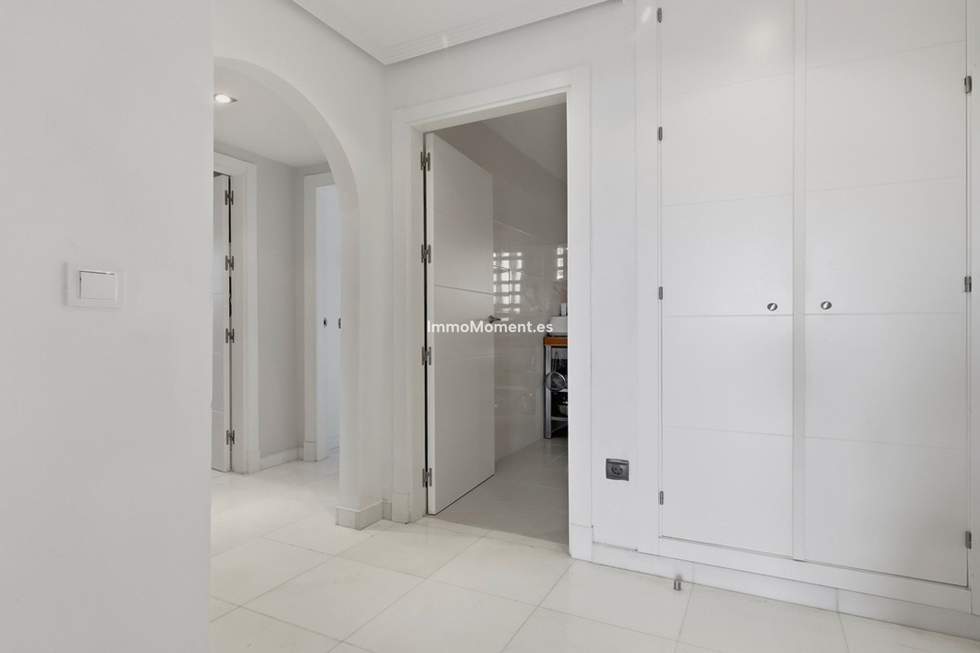 Resale - Apartment - Casares - Doña Julia