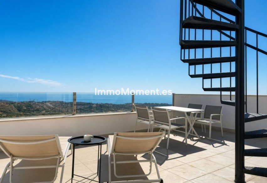 Resale - Apartment - Casares - Doña Julia