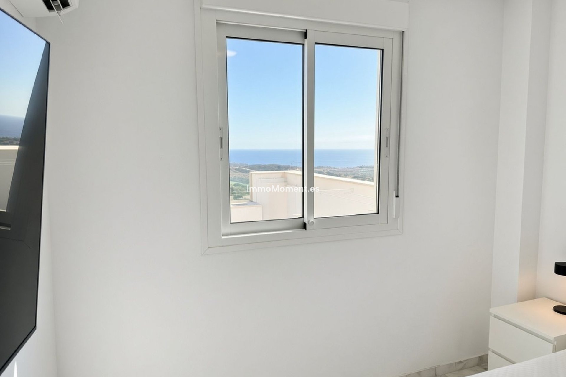 Resale - Apartment - Casares - Doña Julia