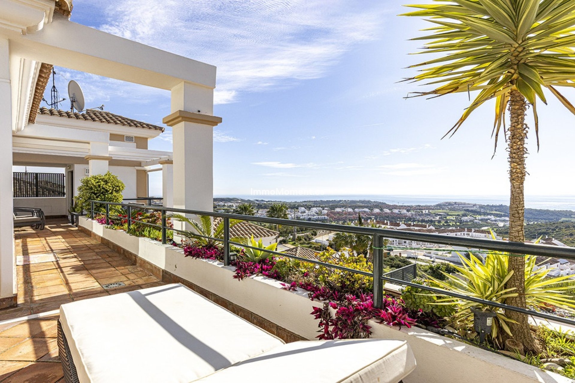 Resale - Apartment - Casares - Doña Julia