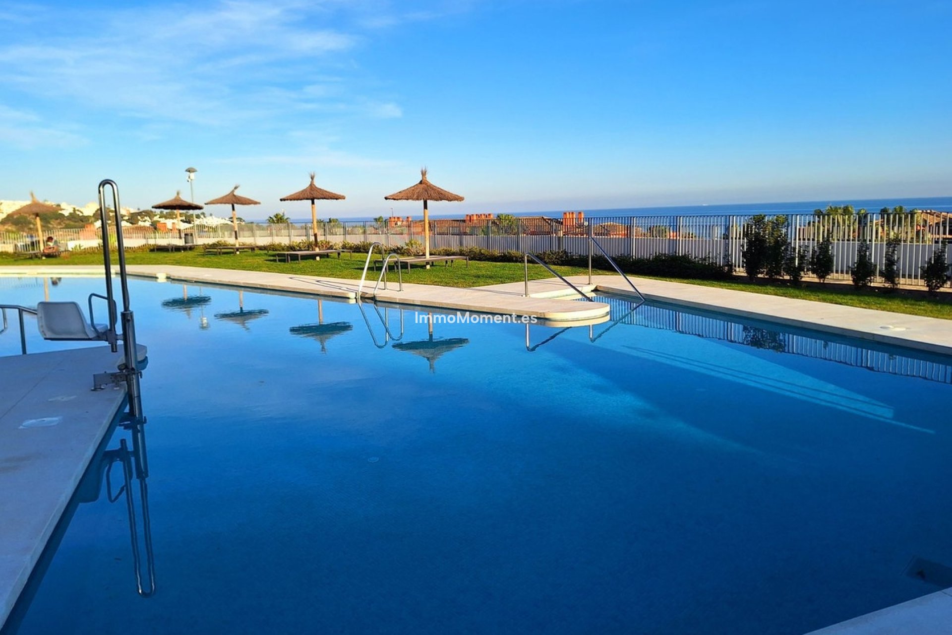 Resale - Apartment - Casares - Doña Julia