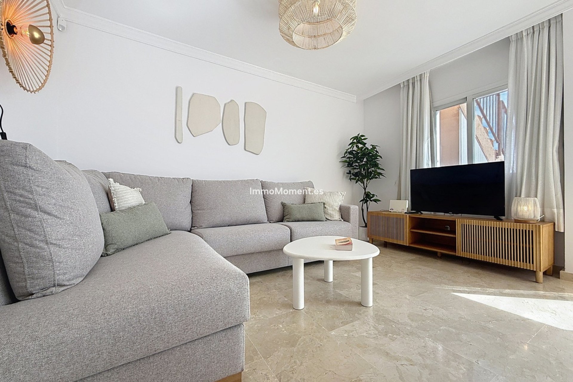 Resale - Apartment - Casares - Doña Julia