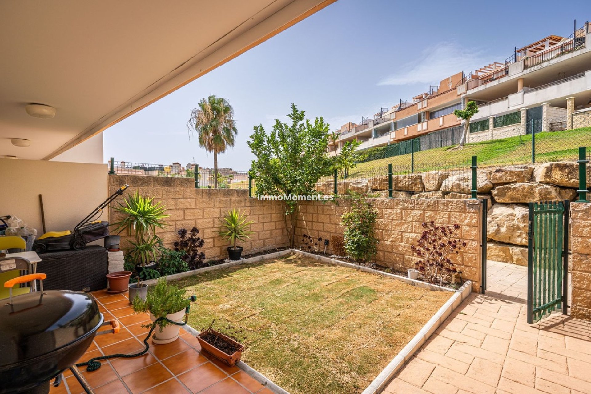 Resale - Apartment - Casares - Doña Julia