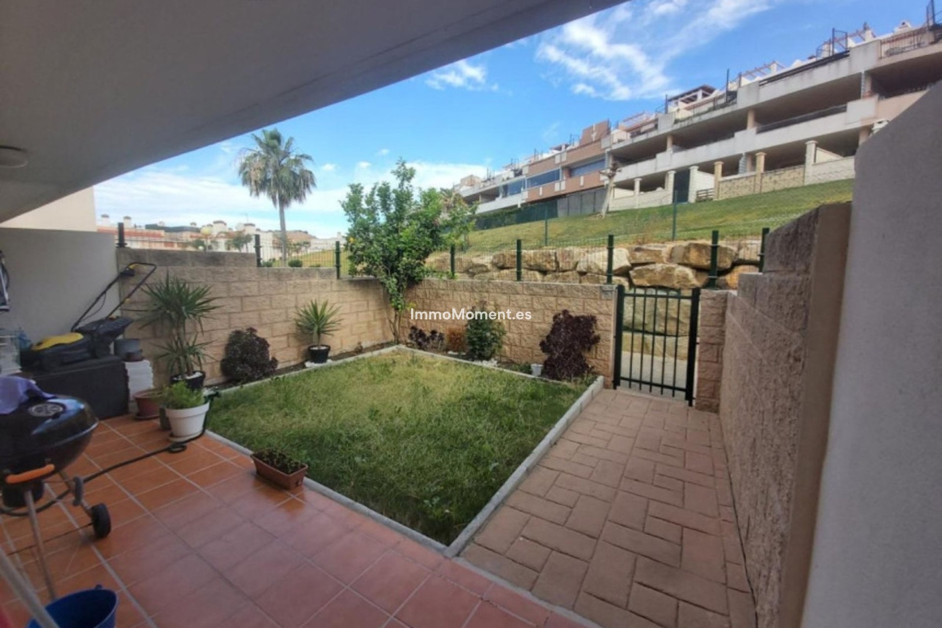 Resale - Apartment - Casares - Doña Julia