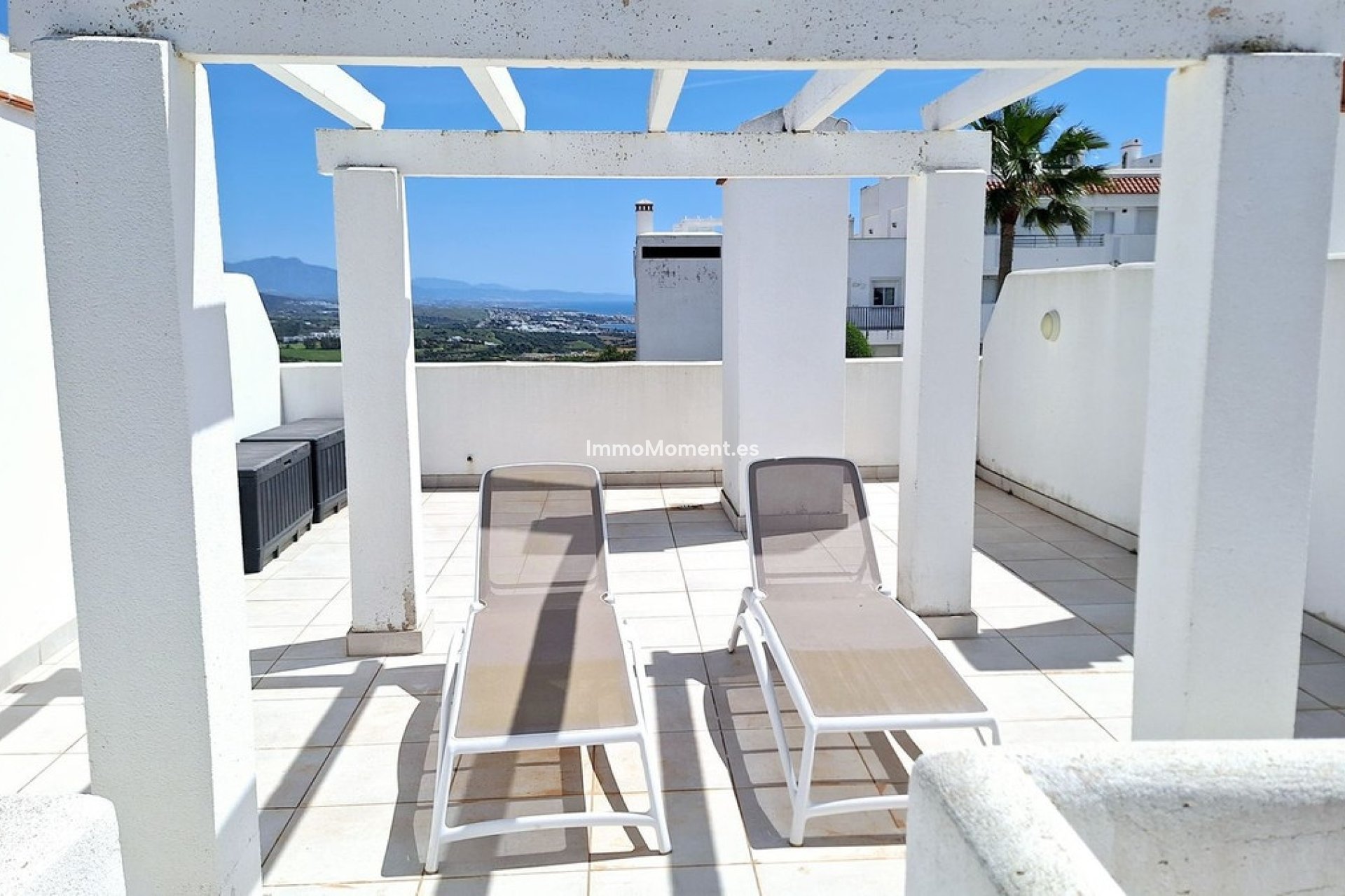 Resale - Apartment - Casares - Doña Julia