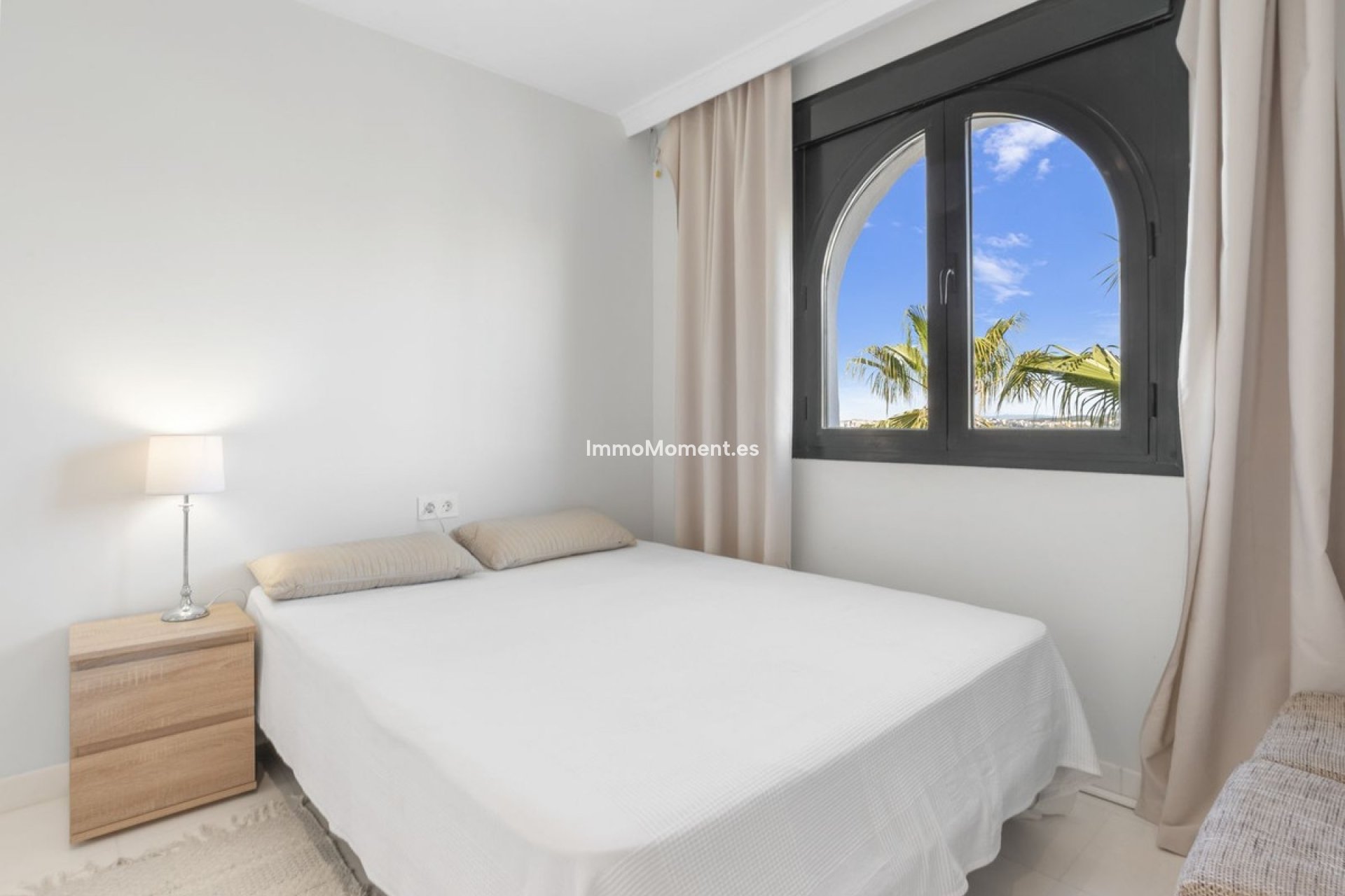 Resale - Apartment - Casares - Doña Julia