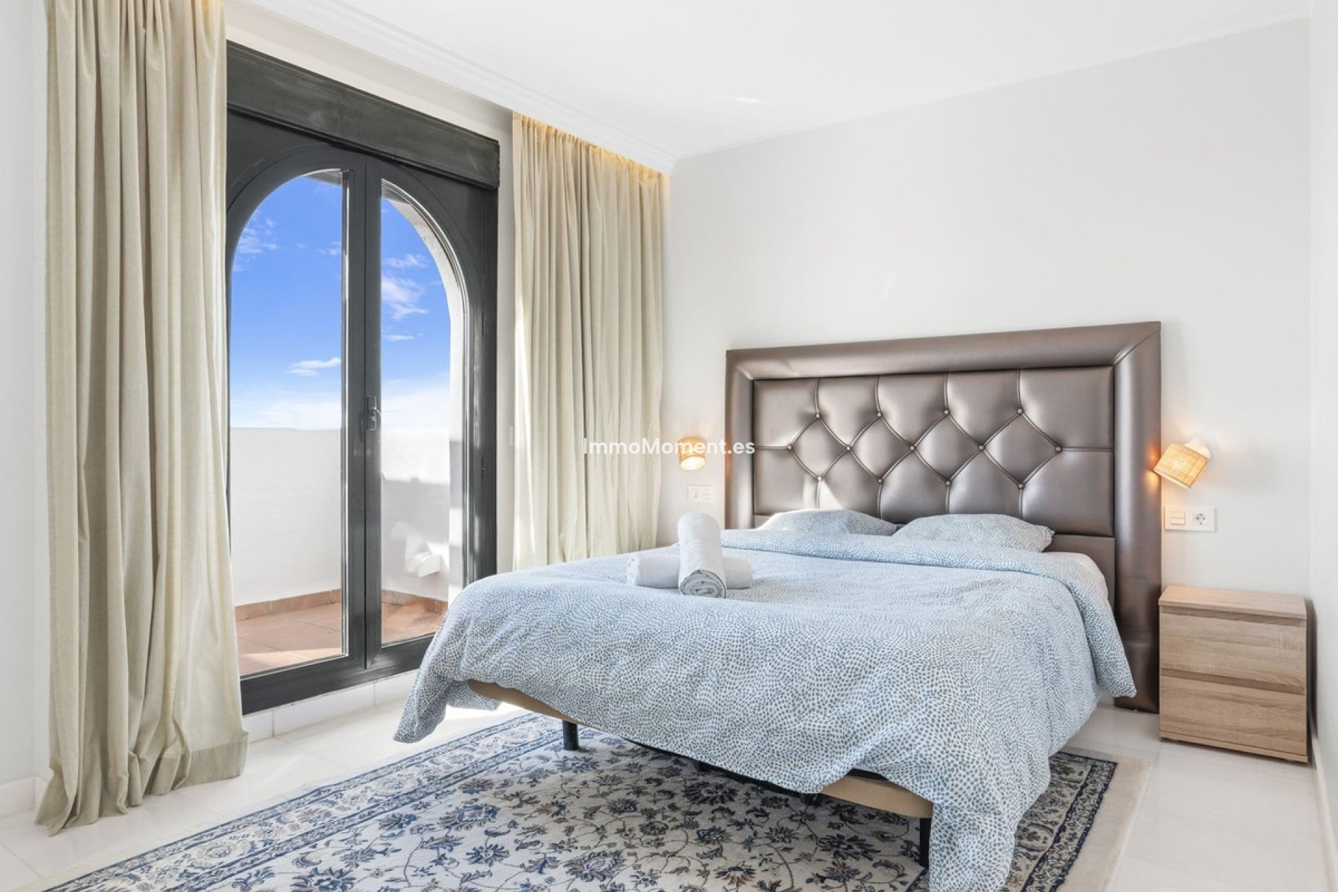 Resale - Apartment - Casares - Doña Julia