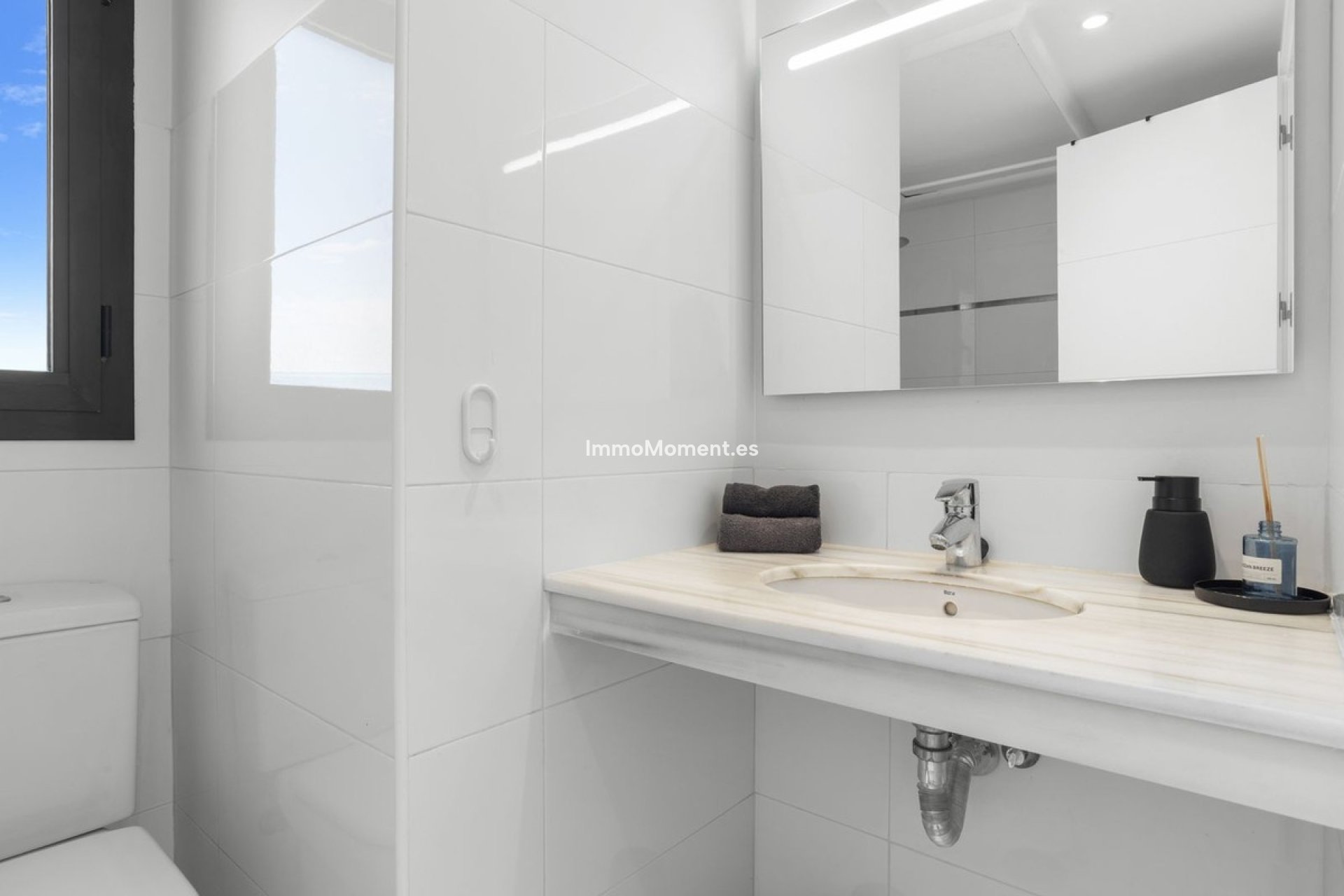 Resale - Apartment - Casares - Doña Julia