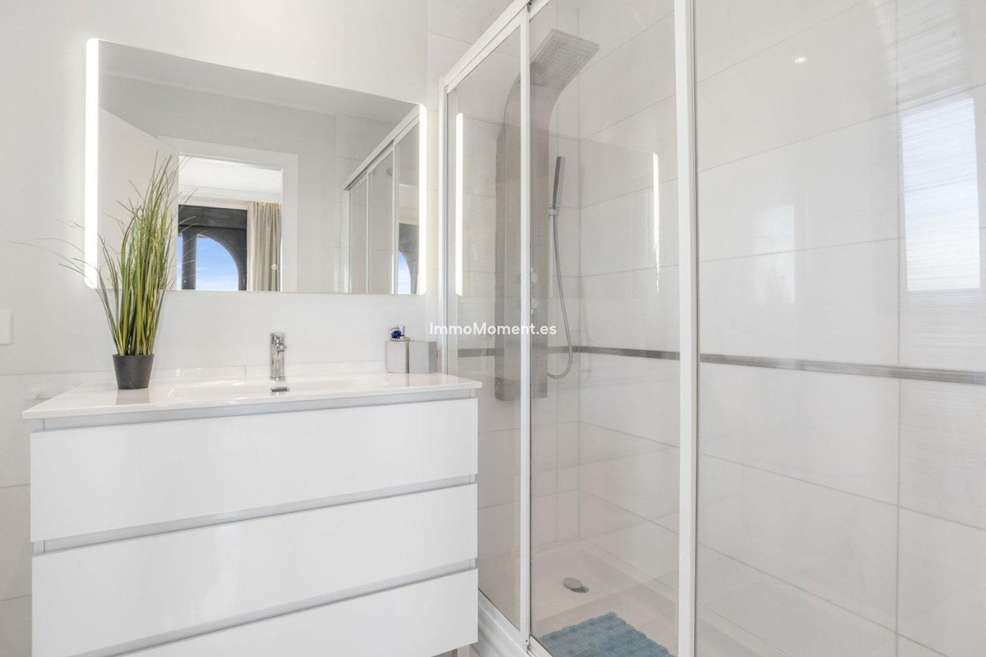 Resale - Apartment - Casares - Doña Julia