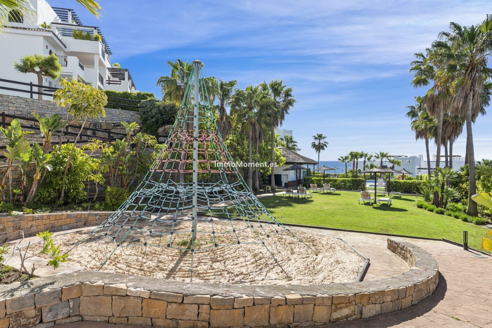 Resale - Apartment - Casares - Doña Julia