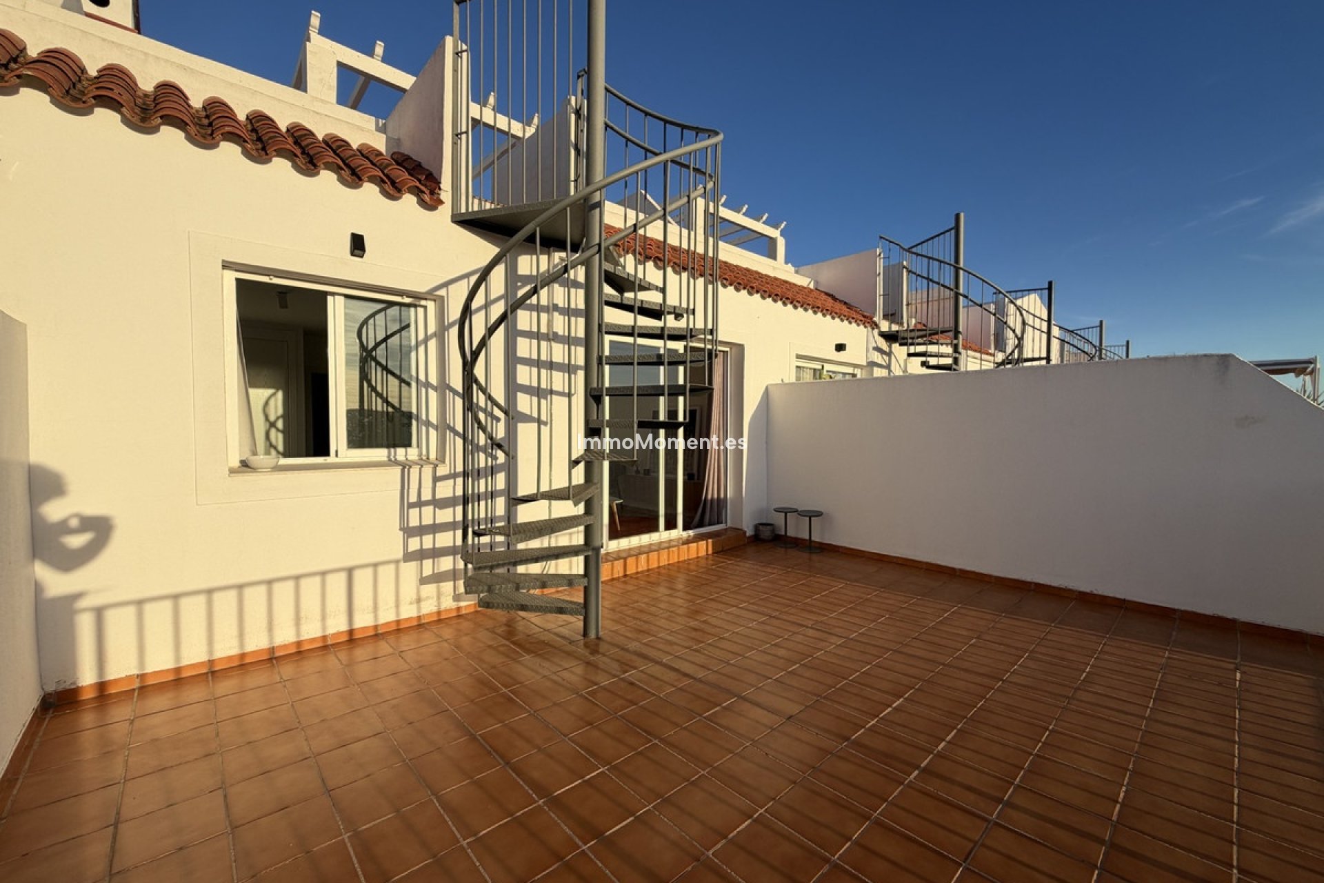 Resale - Apartment - Casares - Doña Julia