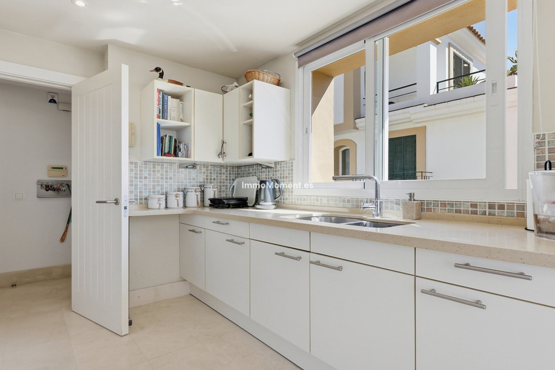 Resale - Apartment - Casares - Doña Julia