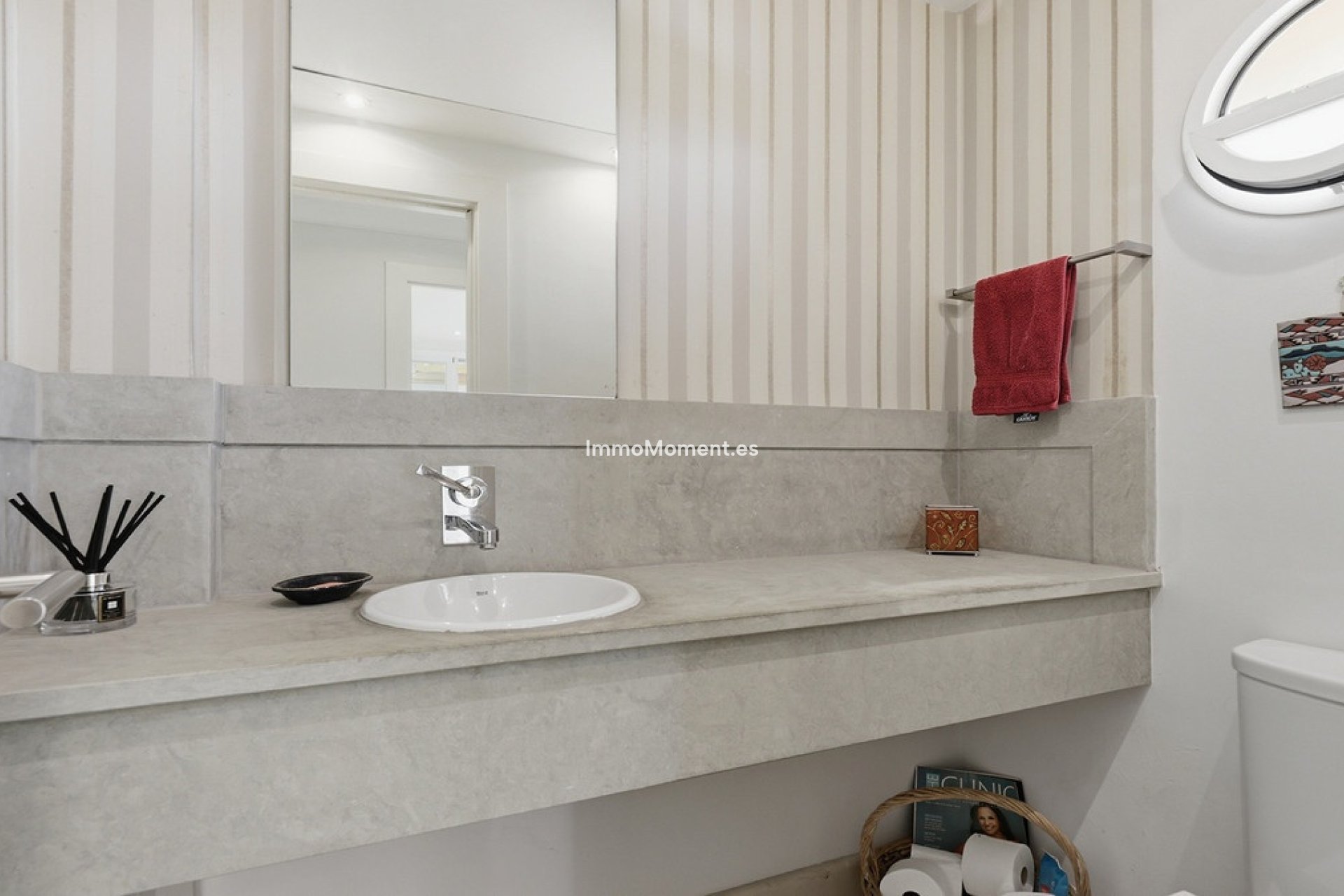 Resale - Apartment - Casares - Doña Julia