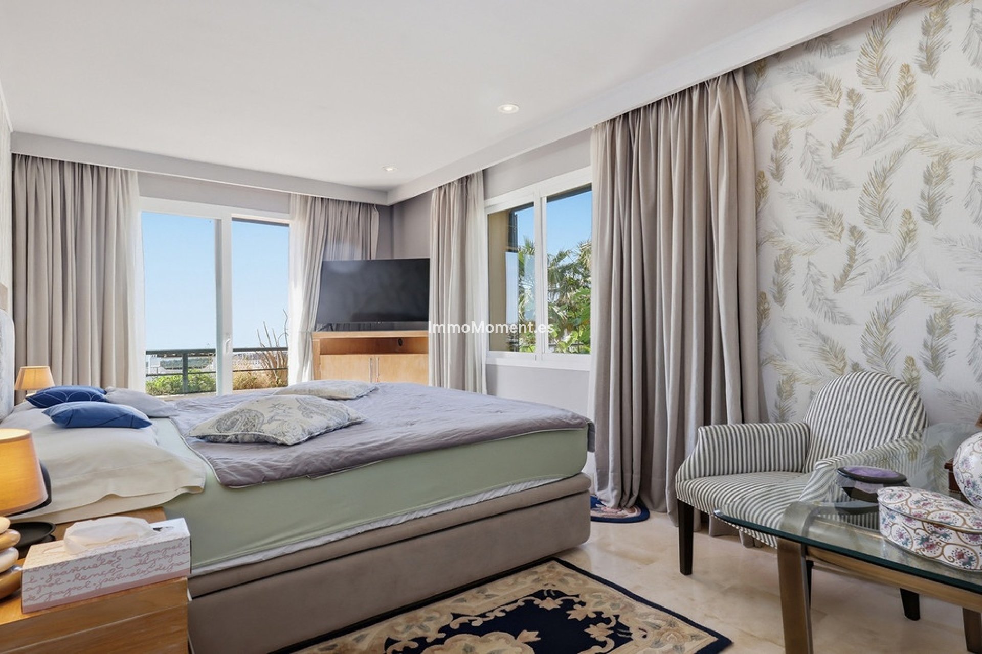 Resale - Apartment - Casares - Doña Julia