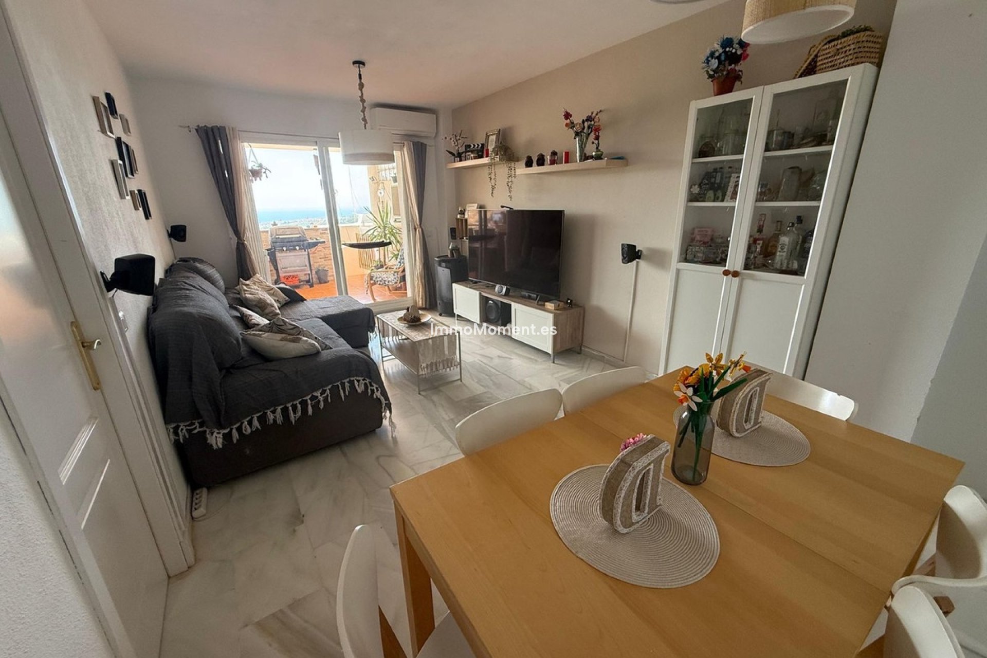 Resale - Apartment - Casares - Doña Julia