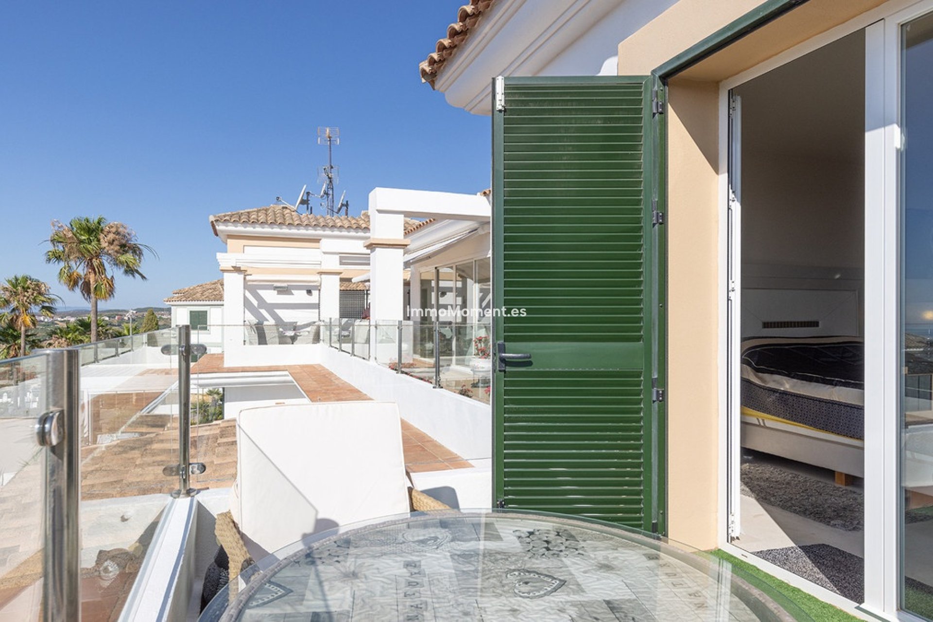 Resale - Apartment - Casares - Doña Julia