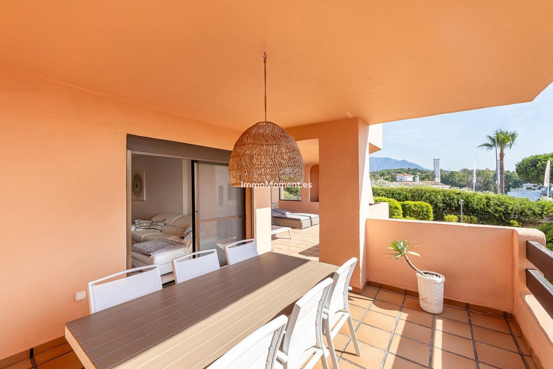 Resale - Apartment - Casares - Doña Julia