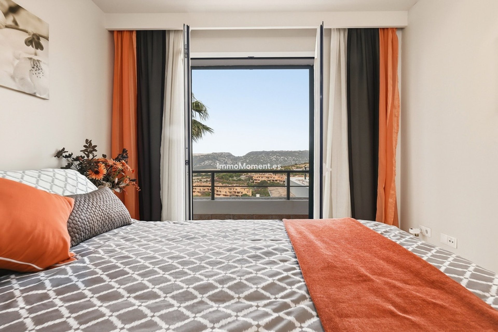 Resale - Apartment - Casares - Doña Julia