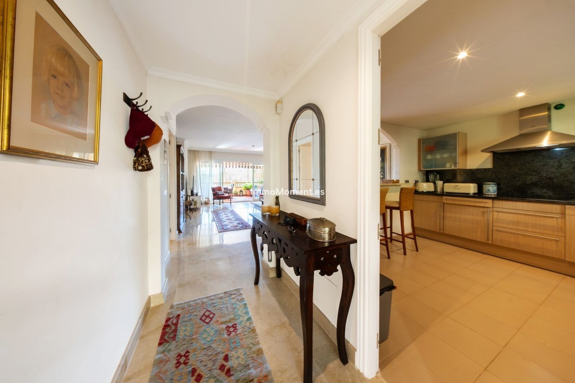 Resale - Apartment - Estepona - Atalaya