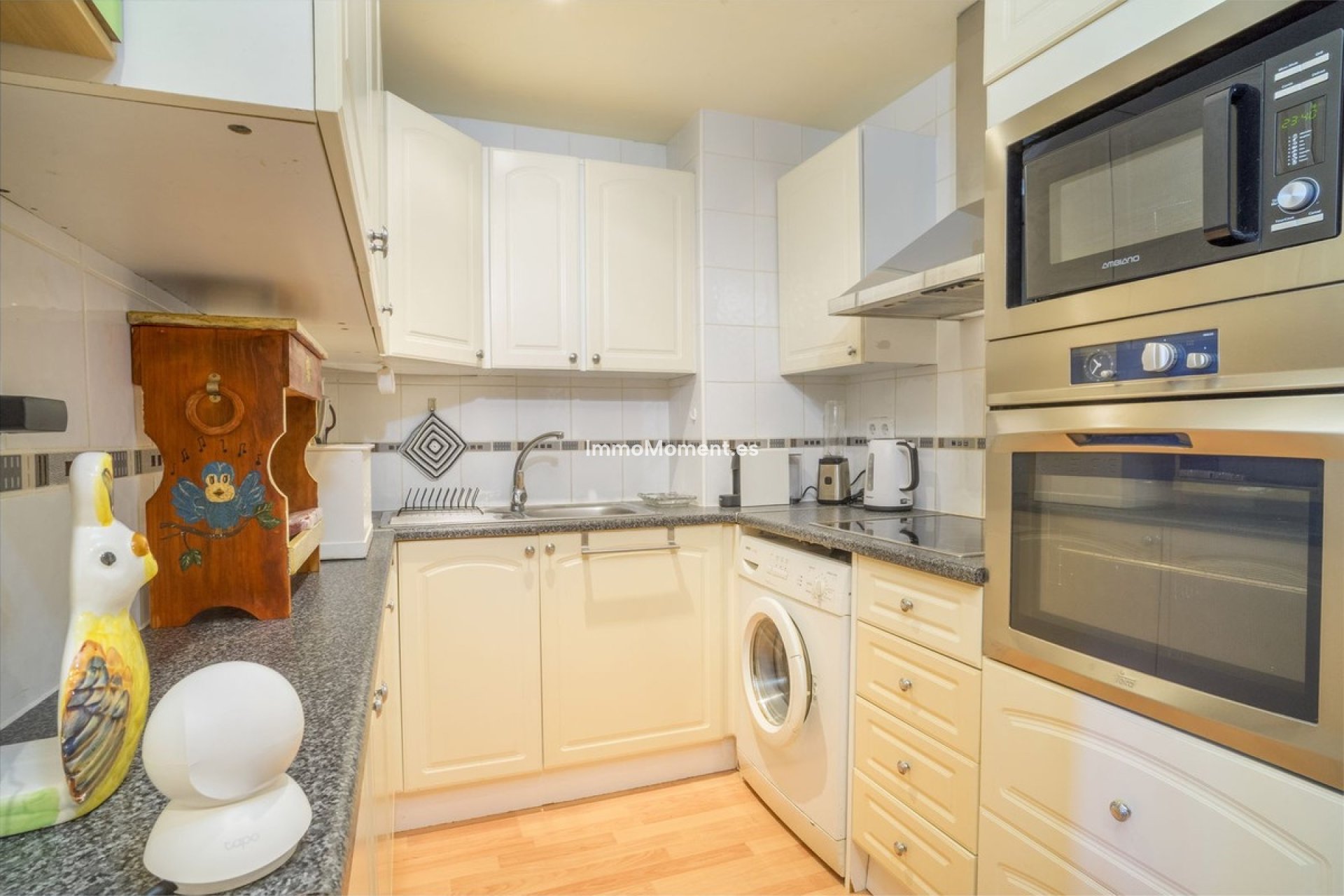 Resale - Apartment - Estepona - Atalaya
