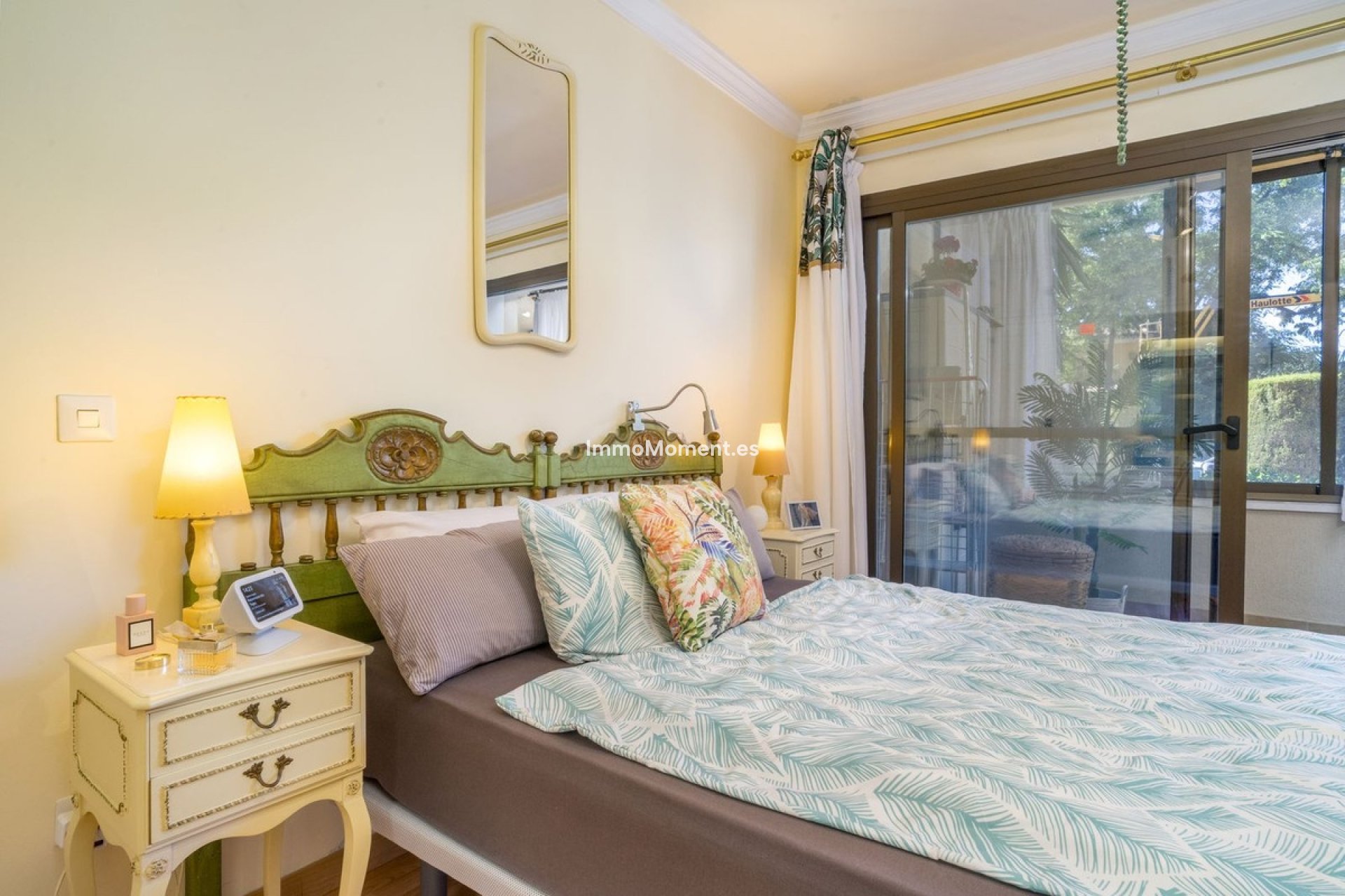 Resale - Apartment - Estepona - Atalaya