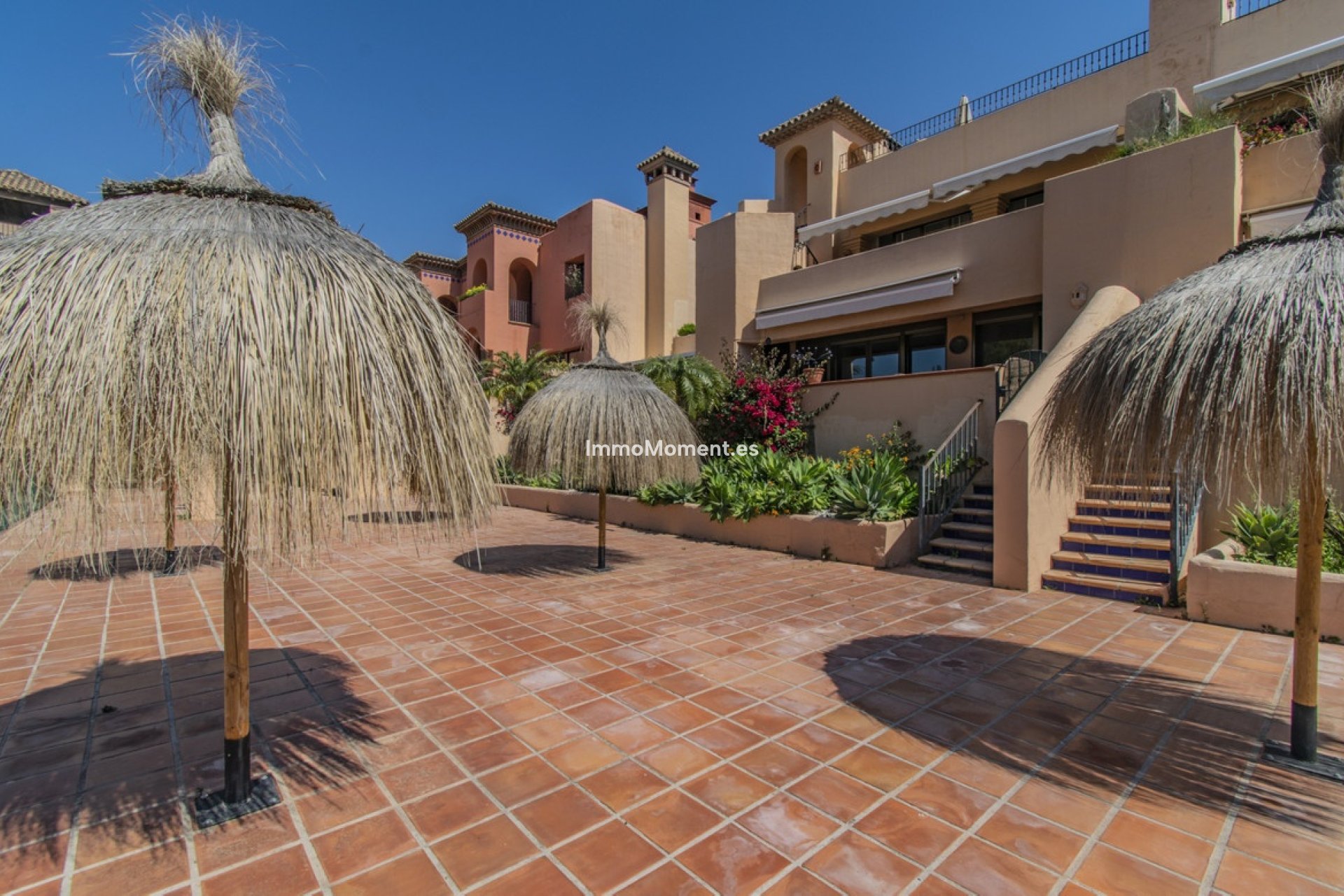 Resale - Apartment - Estepona - Atalaya