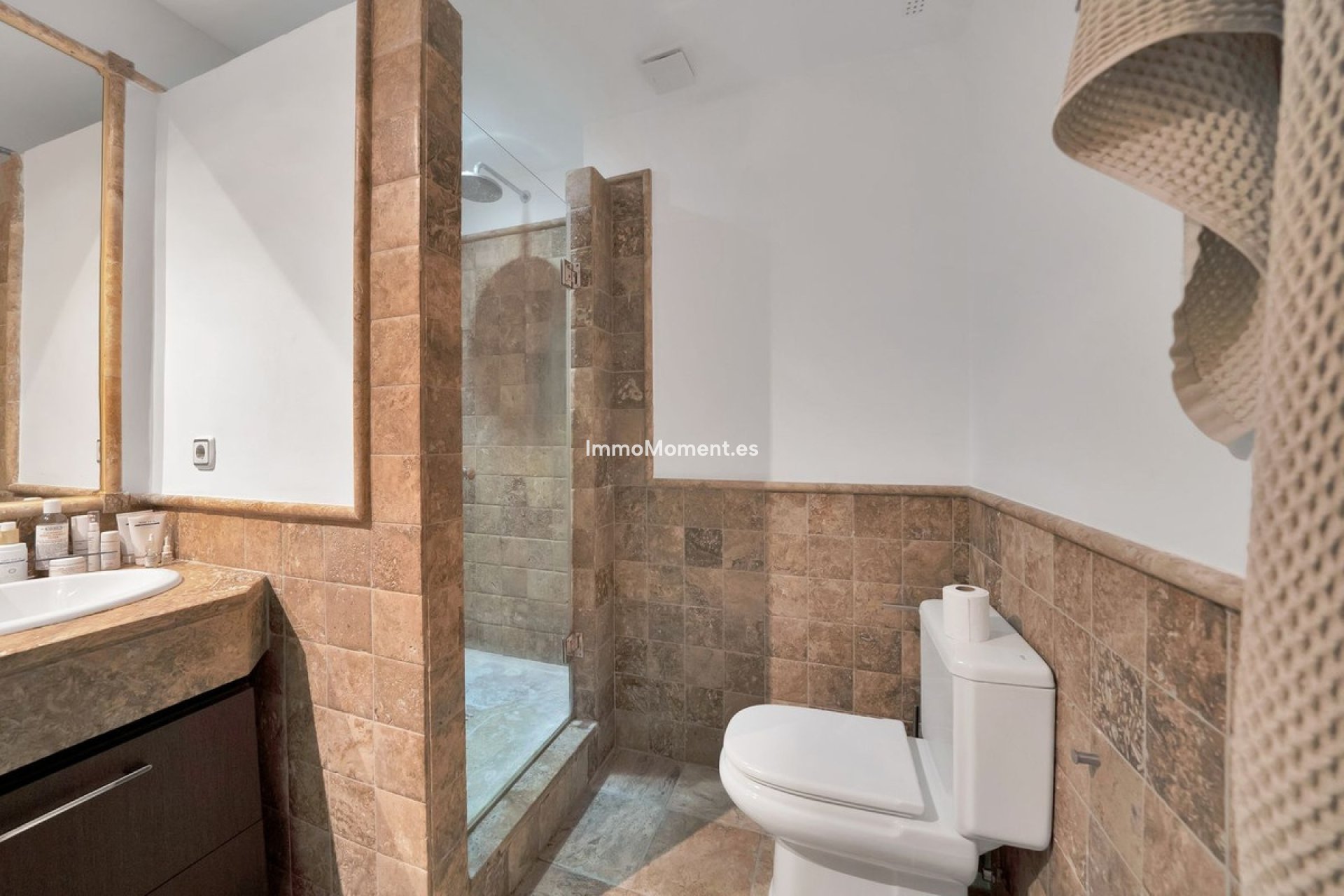 Resale - Apartment - Estepona - Atalaya