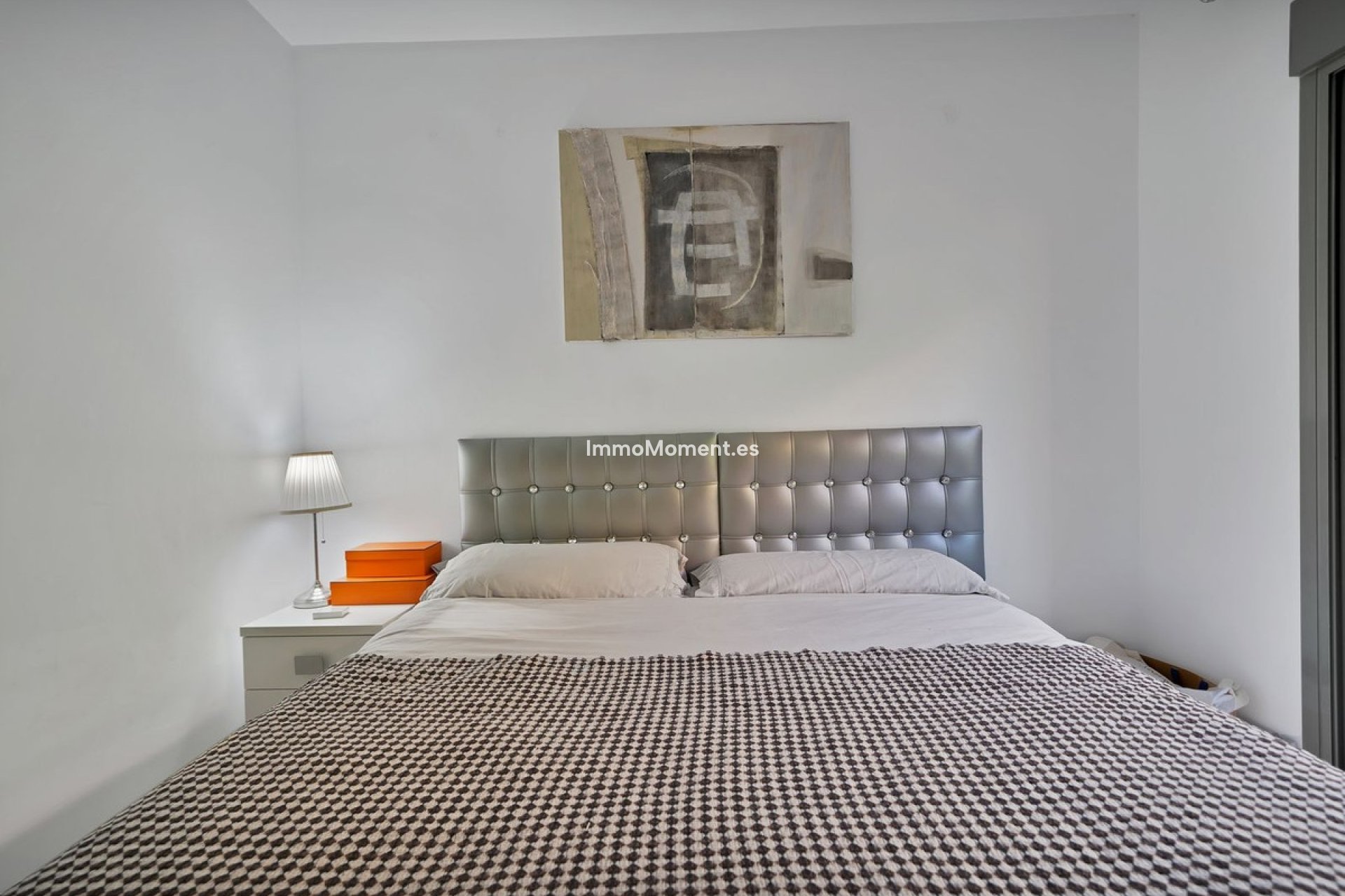 Resale - Apartment - Estepona - Atalaya