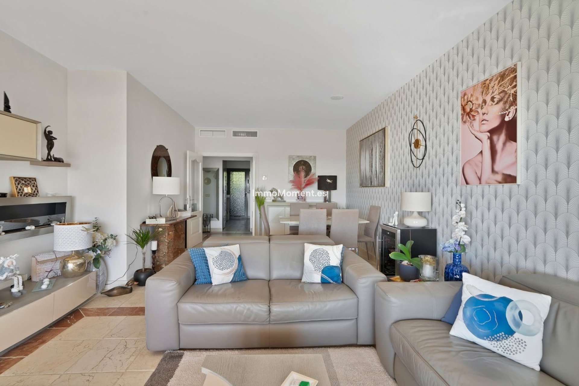Resale - Apartment - Estepona - Atalaya