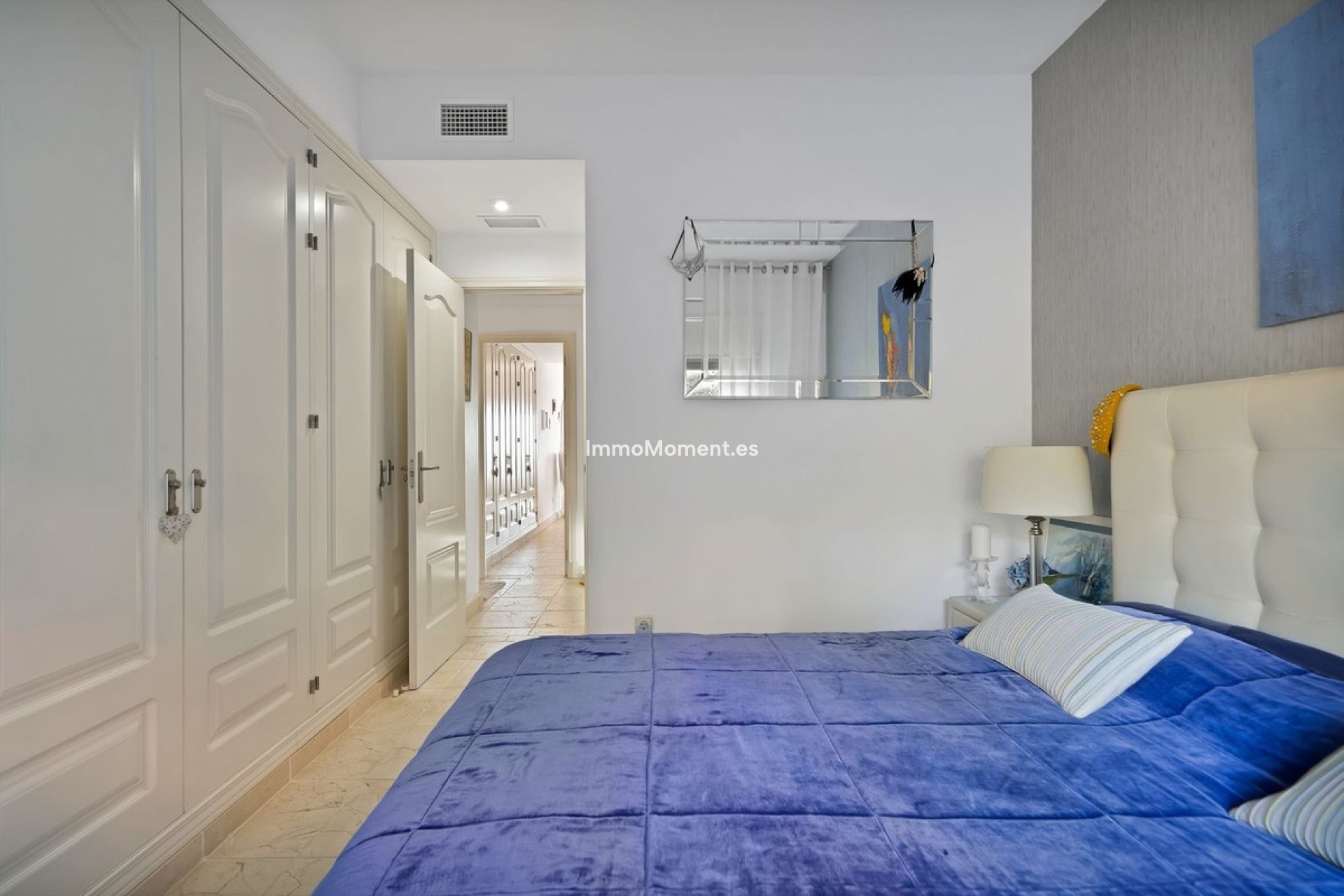 Resale - Apartment - Estepona - Atalaya