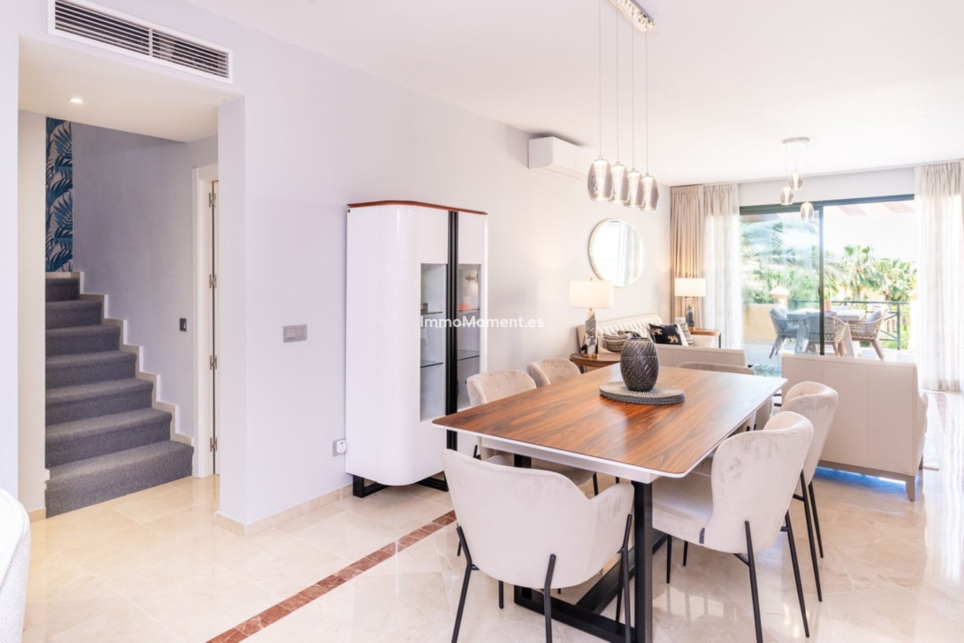 Resale - Apartment - Estepona - Atalaya