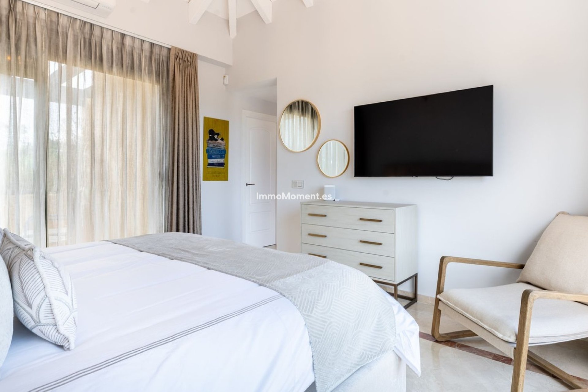 Resale - Apartment - Estepona - Atalaya