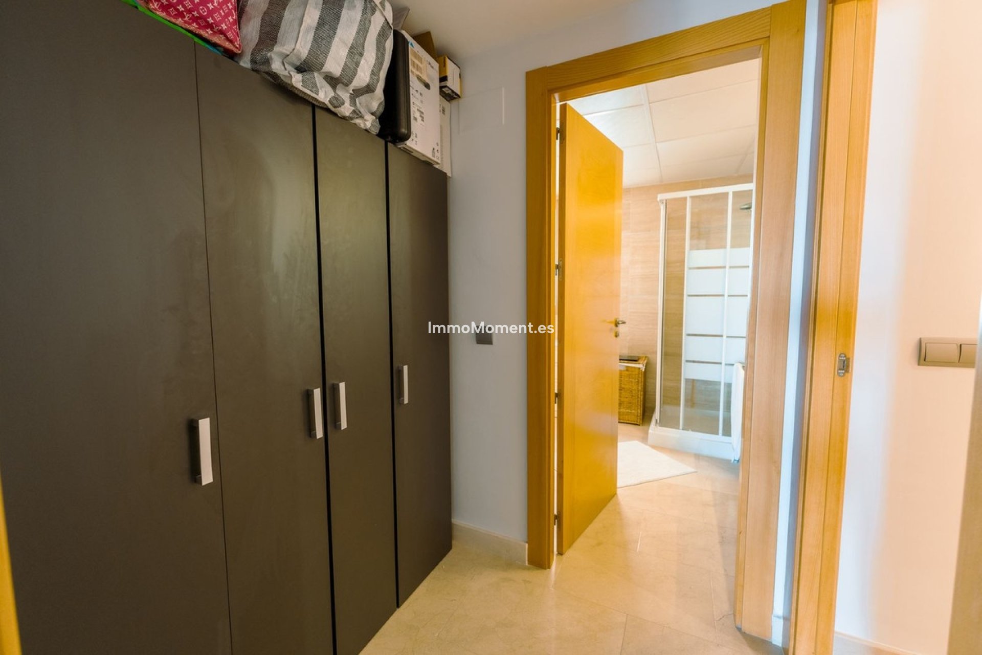 Resale - Apartment - Estepona - Atalaya