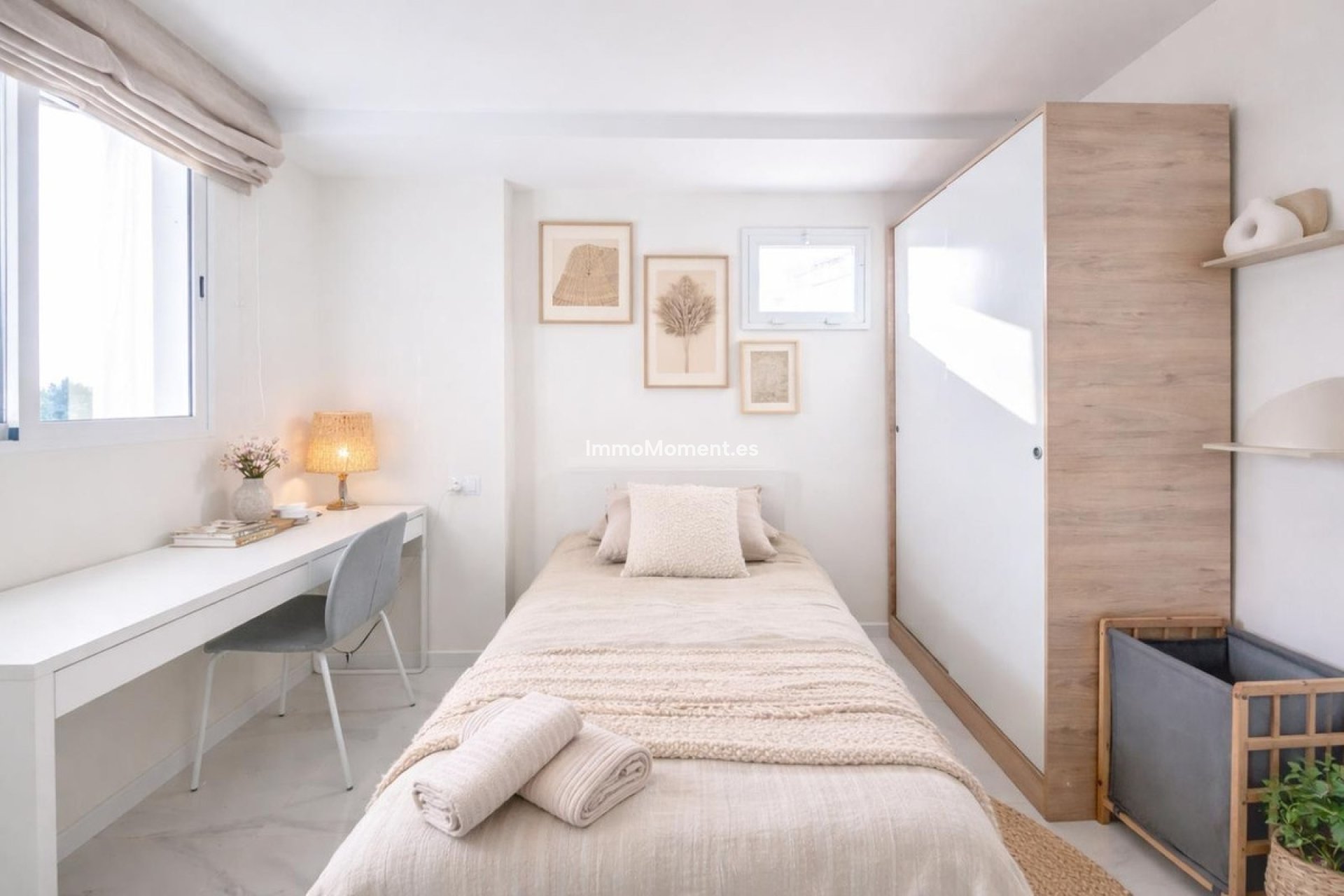 Resale - Apartment - Estepona - Atalaya