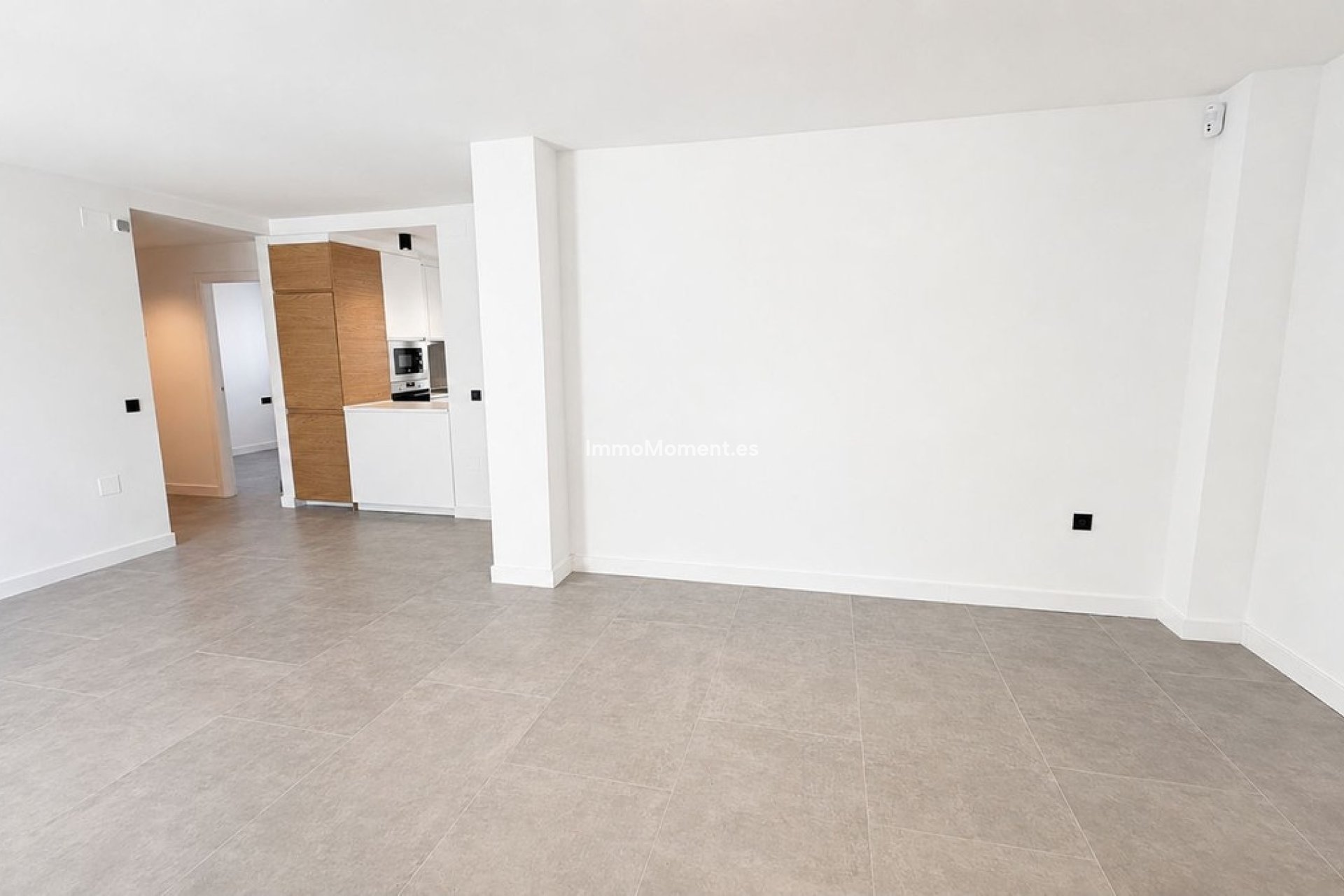 Resale - Apartment - Estepona - Atalaya