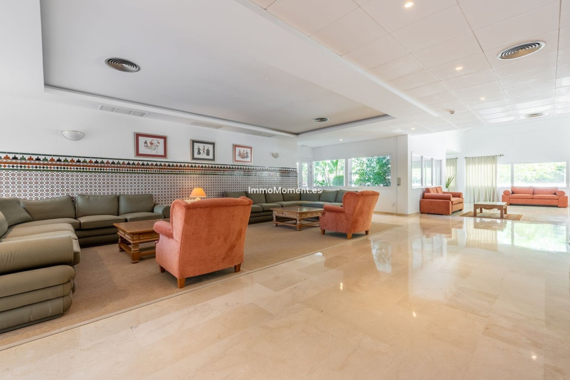 Resale - Apartment - Estepona - Atalaya