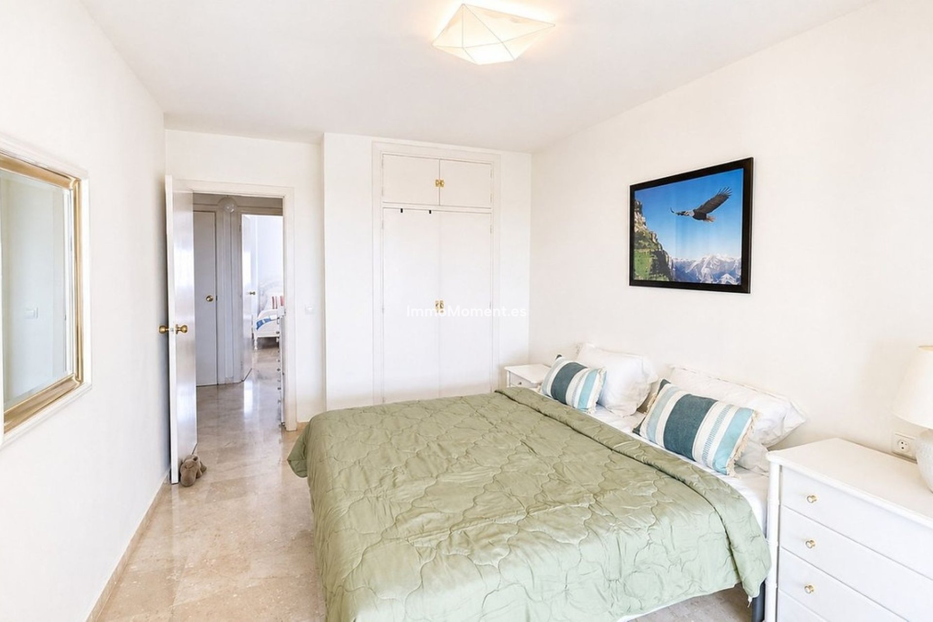 Resale - Apartment - Estepona - Atalaya