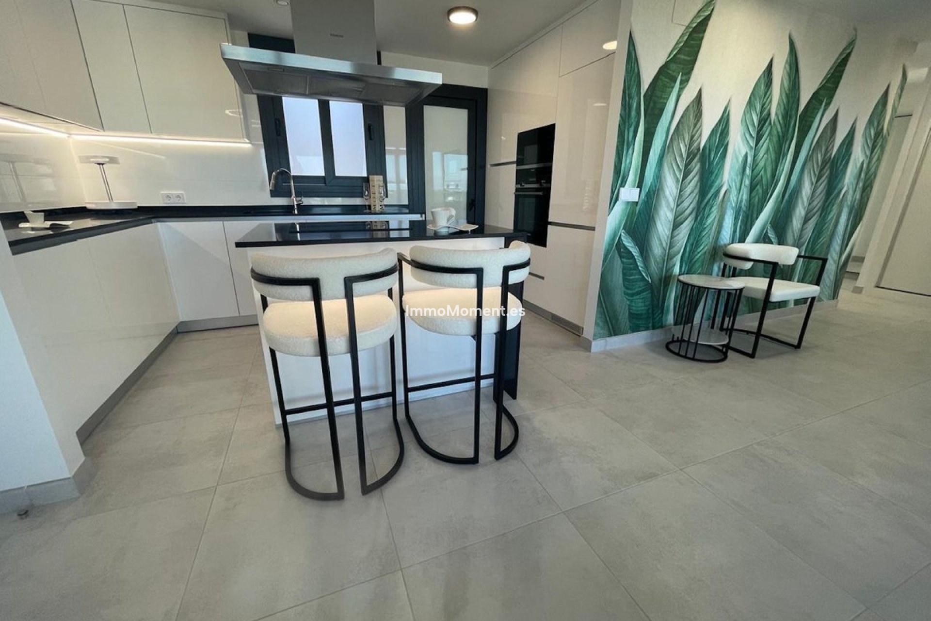 Resale - Apartment - Estepona - Atalaya