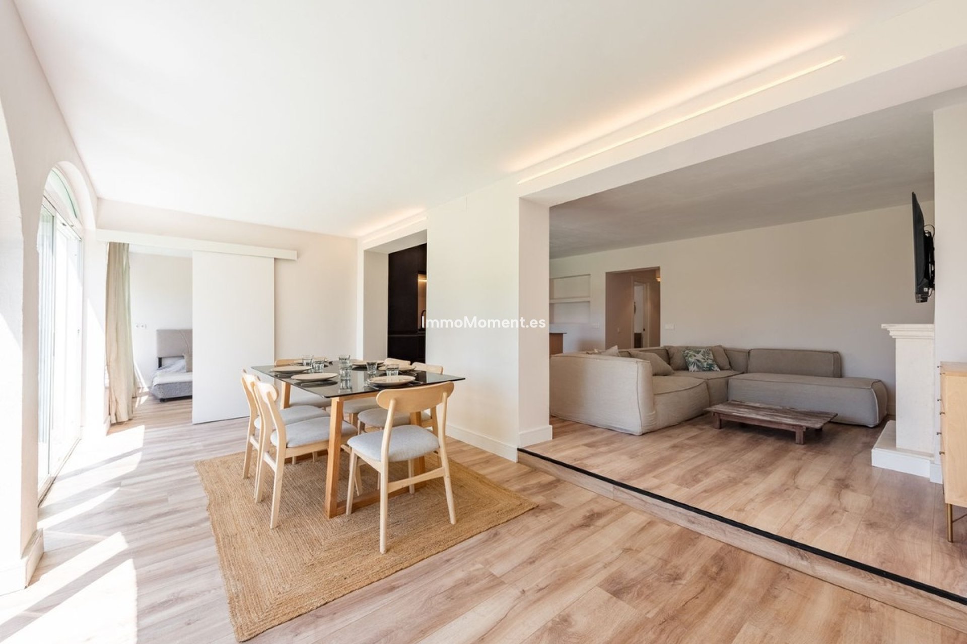 Resale - Apartment - Estepona - Atalaya