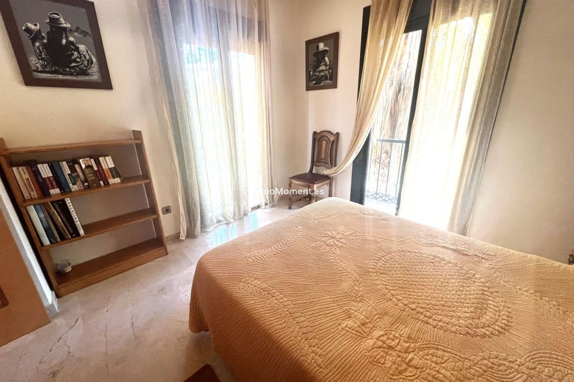 Resale - Apartment - Estepona - Atalaya