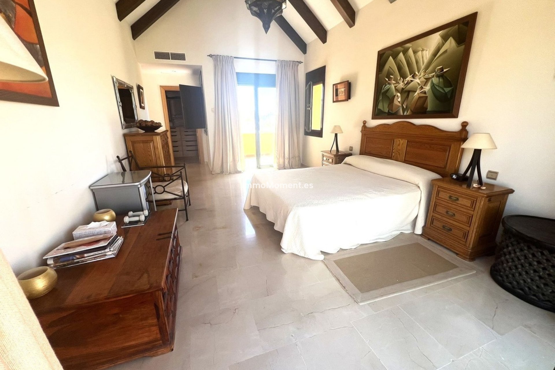 Resale - Apartment - Estepona - Atalaya