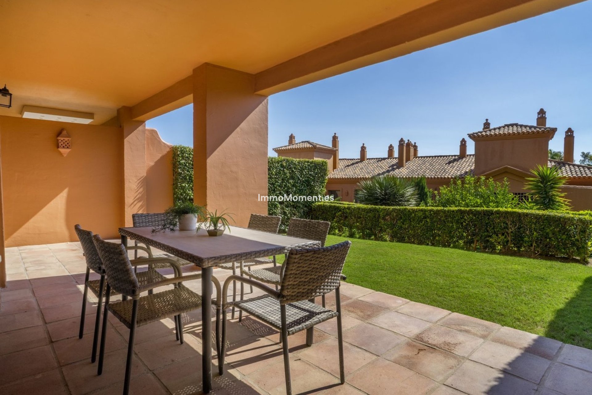 Resale - Apartment - Estepona - Atalaya