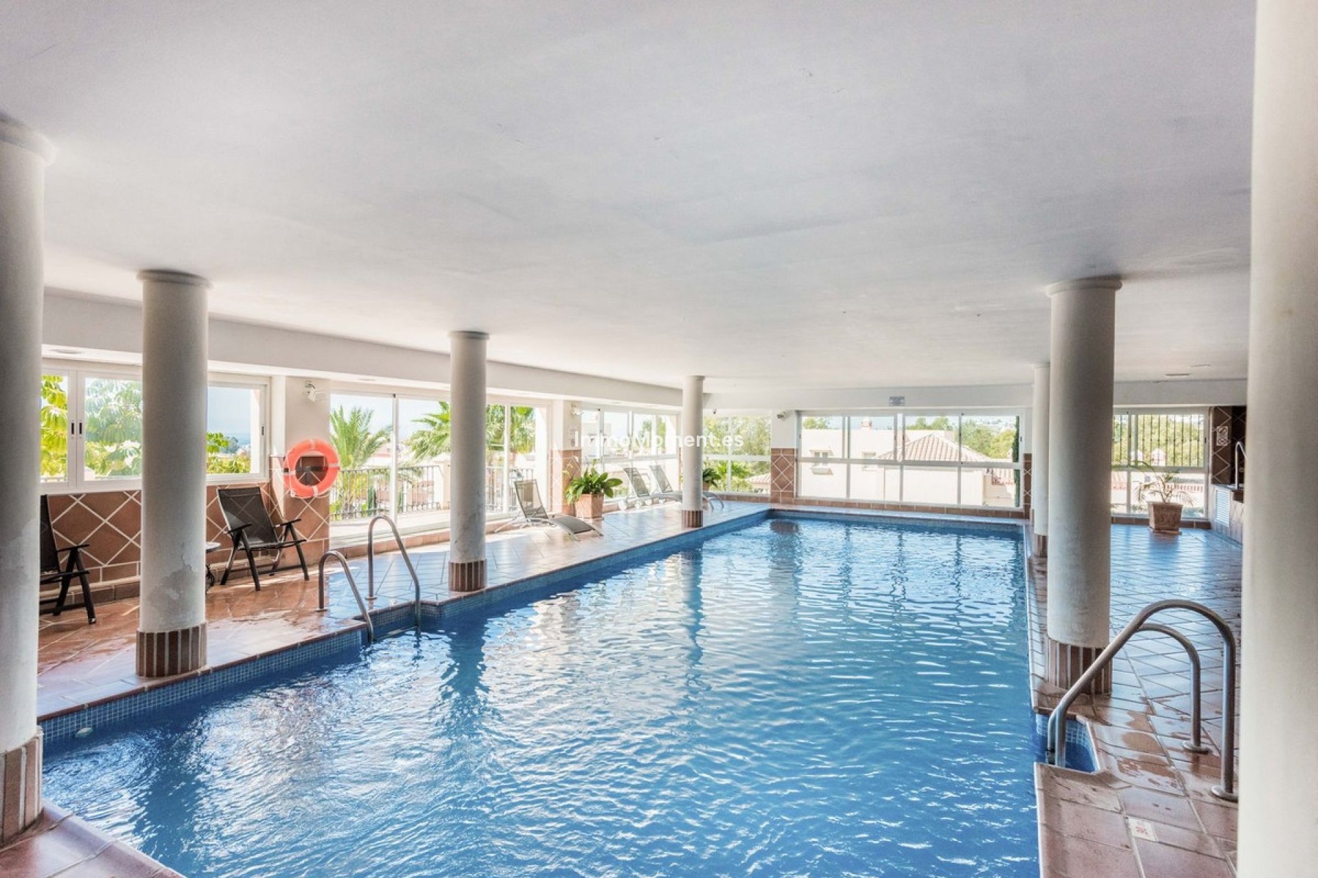 Resale - Apartment - Estepona - Atalaya