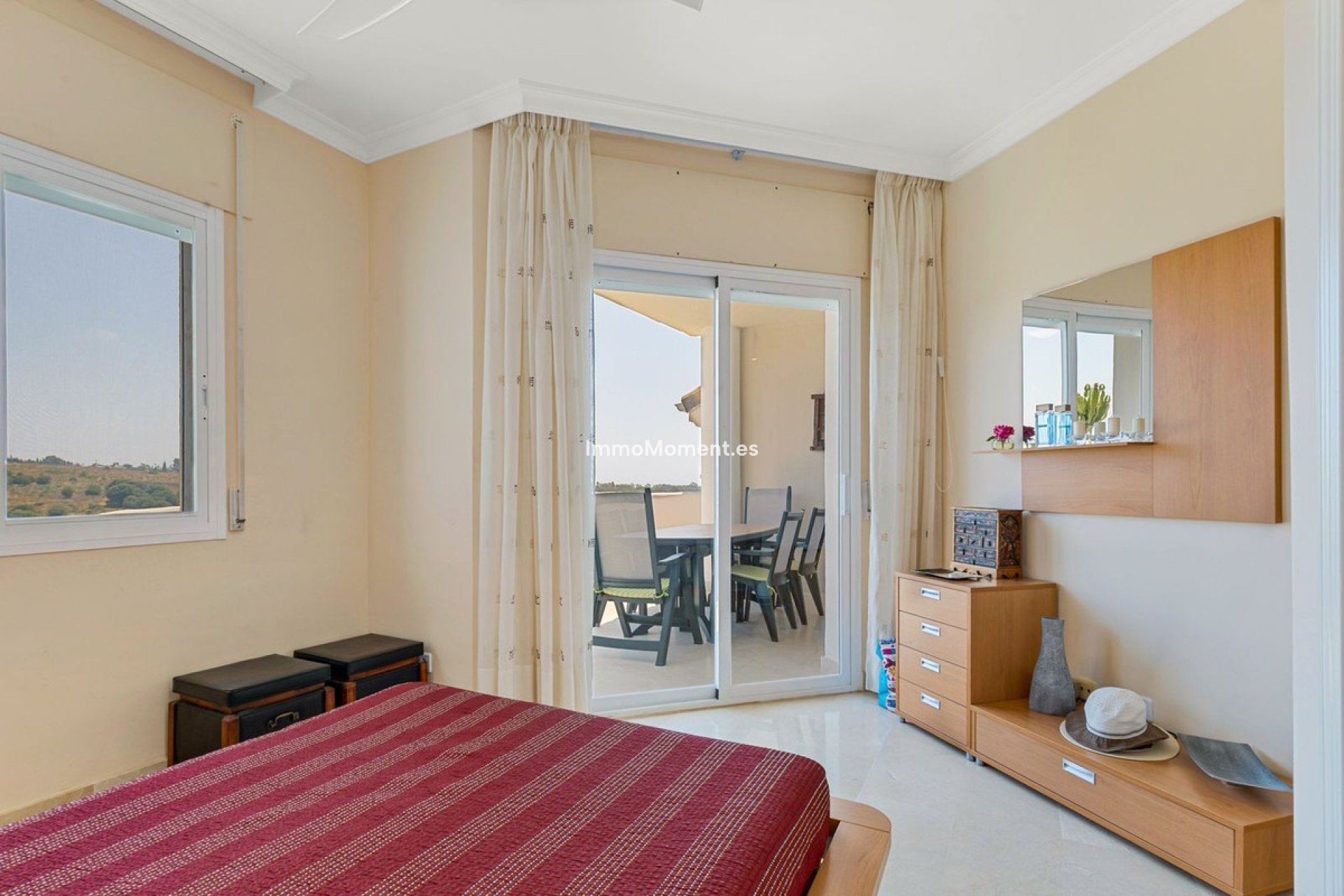 Resale - Apartment - Estepona - Bel Air