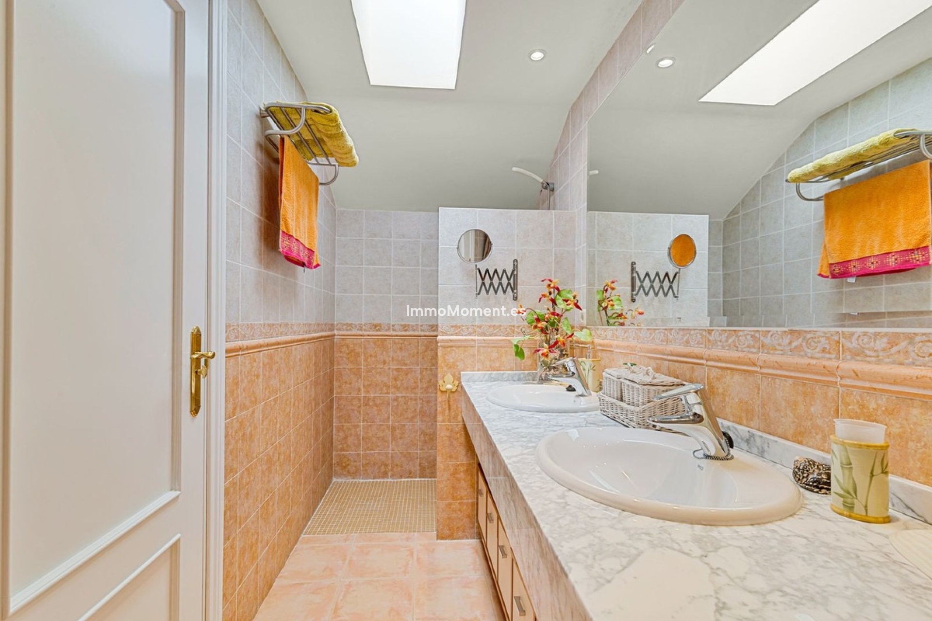 Resale - Apartment - Estepona - Bel Air