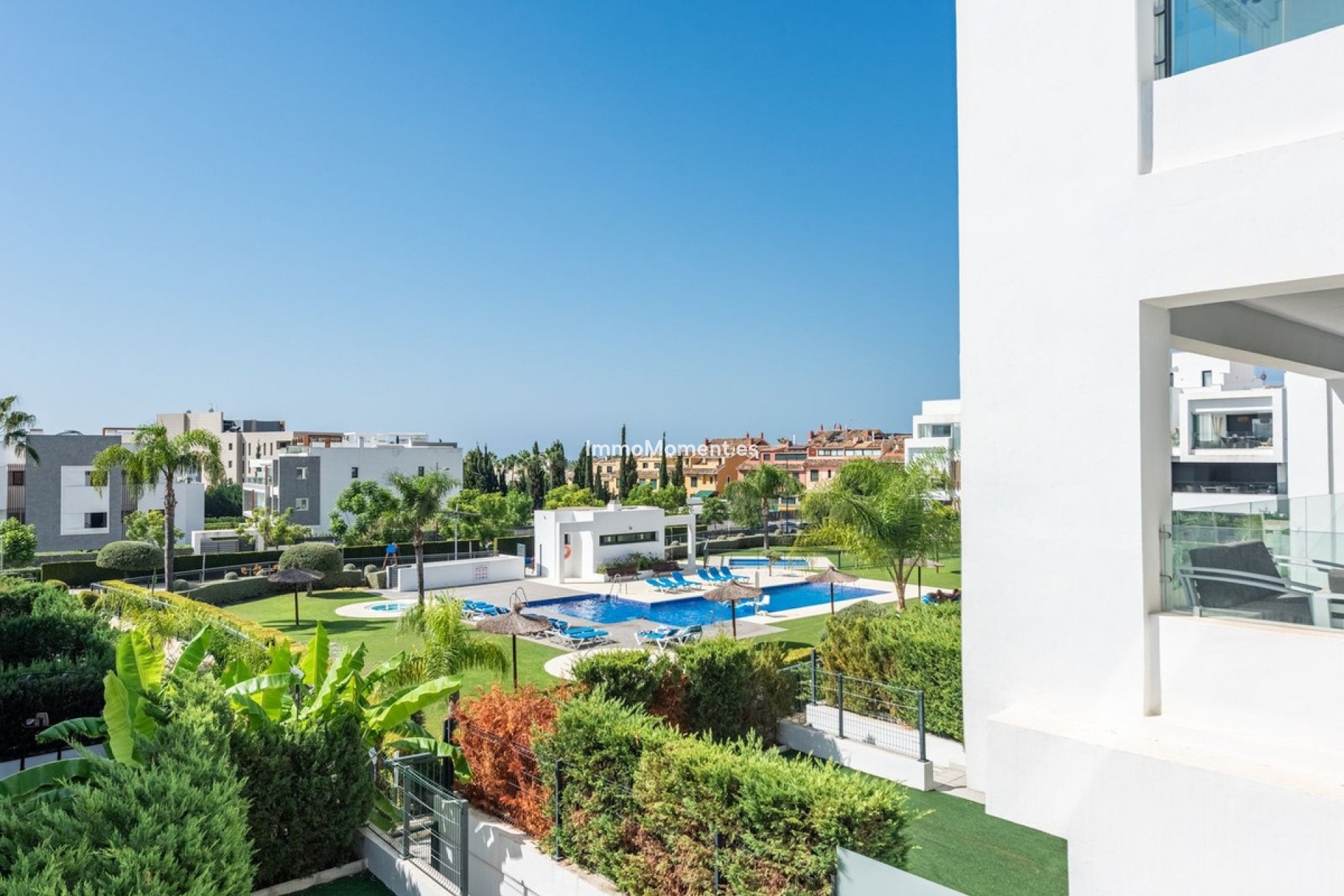 Resale - Apartment - Estepona - Bel Air